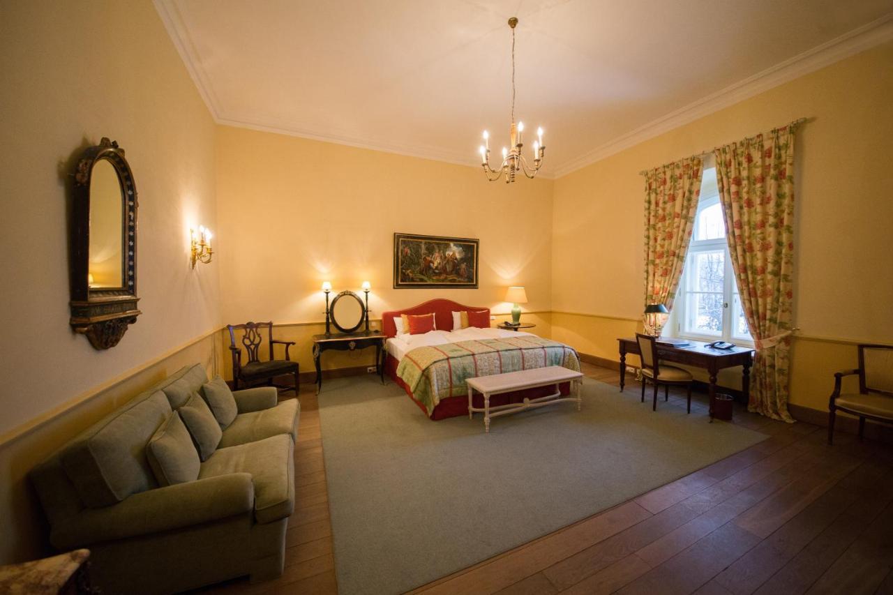 Hotel Chateau Bela エクステリア 写真