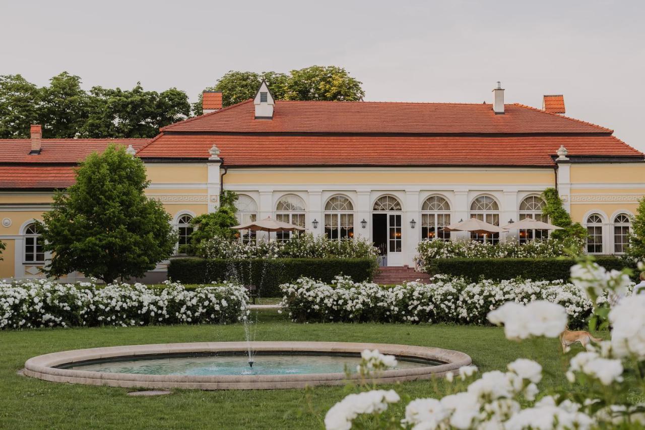 Hotel Chateau Bela エクステリア 写真