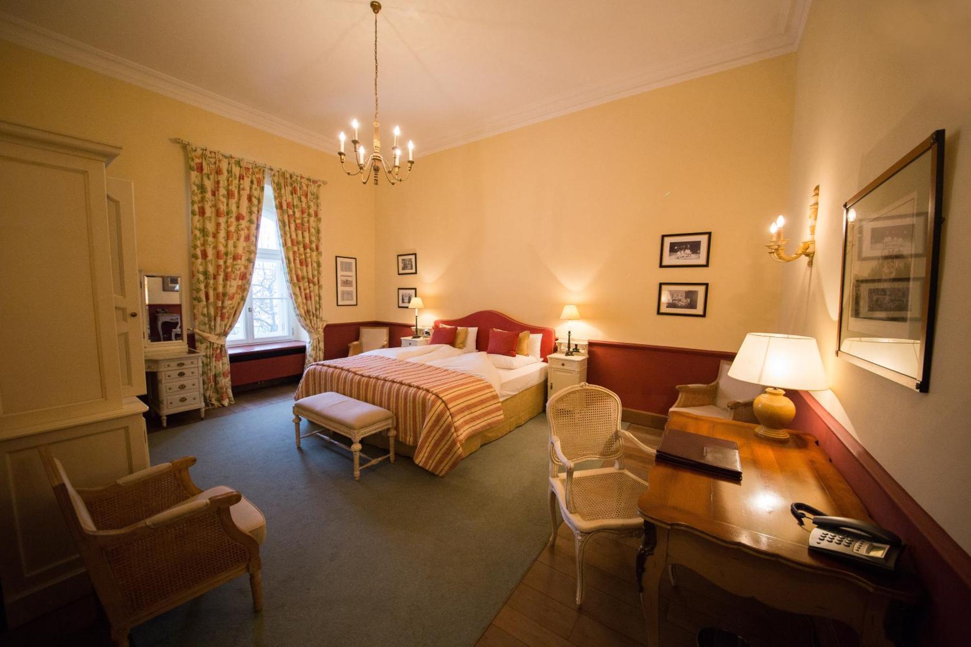 Hotel Chateau Bela エクステリア 写真